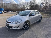 Gebraucht Opel Astra 87 PS (63 kW) 2011 Silber Limousine