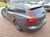 Gebraucht Volvo V60 Plus 197 PS (144 kW) 2023 Particular grey Kombi