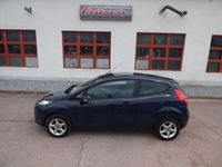 Gebraucht Ford Fiesta Ambiente 60 PS (44 kW) 2012 Blau Kleinwagen