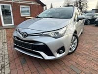 Gebraucht Toyota Avensis Team 143 PS (105 kW) 2017 Silber Kombi