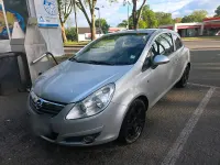 Gebraucht Opel Corsa 80 PS (58 kW) 2009 Silber Kleinwagen