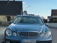 Gebraucht Mercedes E220 Elegance 150 PS (110 kW) 2002 Blau Limousine