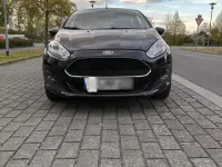 Gebraucht Ford Fiesta 101 PS (74 kW) 2016 Schwarz Kleinwagen