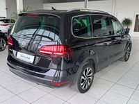 Gebraucht VW Sharan Active 150 PS (110 kW) 2022 Schwarz Van / Kleinbus