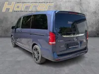 Gebraucht Mercedes V300 AMG 237 PS (174 kW) 2024 Sodalithblau met. Van / Kleinbus