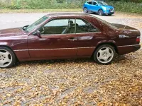 Gebraucht Mercedes 300 220 PS (161 kW) 1990 Andere farben Coupé