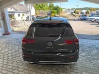 Gebraucht VW Golf VIII Move 110 PS (80 kW) 2024 Grau Limousine