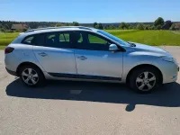 Gebraucht Renault Mégane 106 PS (77 kW) 2011 Silber Limousine