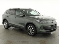 Neu VW Tiguan Life 150 PS (110 kW) 2025 Cipressinogrün metallic SUV