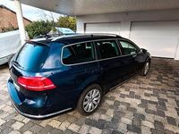 Gebraucht VW Passat Highline 160 PS (117 kW) 2013 Blau Kombi