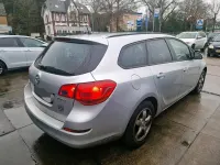 Gebraucht Opel Astra 140 PS (102 kW) 2012 Silber Kombi