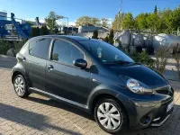Gebraucht Toyota Aygo Cool 68 PS (50 kW) 2013 Grau Kleinwagen
