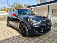 Gebraucht Mini John Cooper Works 211 PS (155 kW) 2011 Schwarz Kleinwagen