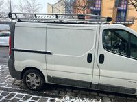 Gebraucht Renault Trafic 114 PS (83 kW) 2012 Weiß Van / Kleinbus