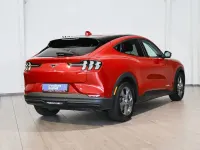Gebraucht Ford Mustang Mach-E Standard Range 197 kW (269 PS) 2022 Rot SUV