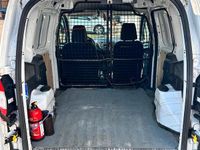 Używany Ford Transit 116 KM (85 kW) 2023 Biały Minivan