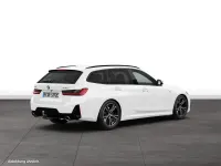 Gebraucht BMW 330e 292 PS (214 kW) 2025 Alpinweiss Kombi