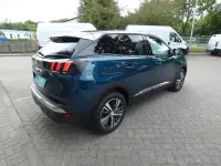Gebraucht Peugeot 3008 Allure 131 PS (96 kW) 2023 Blau SUV