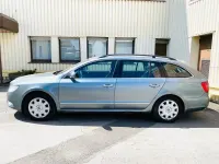 Gebraucht Skoda Superb 140 PS (102 kW) 2010 Grau Kombi