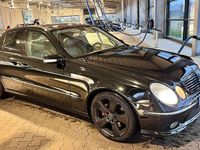 Gebraucht Mercedes E350 Avantgarde 272 PS (200 kW) 2005 Schwarz Limousine