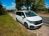 Gebraucht VW Multivan 199 PS (146 kW) 2020 Weiß Van / Kleinbus
