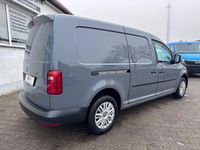 Gebraucht VW Caddy Maxi 102 PS (75 kW) 2018 Grau Van / Kleinbus