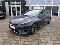 Neu Kia Ceed 140 PS (102 kW) 2026 Grau Kleinwagen