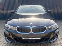 Gebraucht BMW 320 Comfort Edition 190 PS (139 kW) 2024 Schwarz Limousine