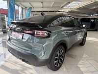 Neu Citroën C4 145 PS (106 kW) 2026 Manhattan grün SUV