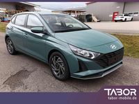 Neu Hyundai i20 Select 90 PS (66 kW) 2025 Grün Limousine