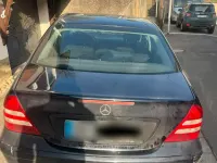 Gebraucht Mercedes C220 150 PS (110 kW) 2005 Blau Limousine