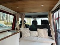 Second-hand VW Crafter 109 CP (80 kW) 2012 Roșu Van