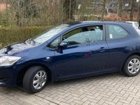 Gebraucht Toyota Auris 97 PS (71 kW) 2007 Blau Kleinwagen