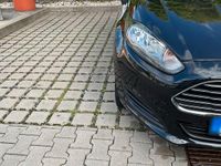 Gebraucht Ford Fiesta 100 PS (73 kW) 2014 Schwarz Kleinwagen