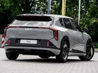 Neu Kia EV4 Earth 150 kW (204 PS) 2026 Grau Limousine