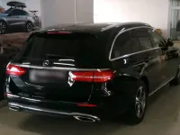 Gebraucht Mercedes E220 194 PS (142 kW) 2018 Schwarz Kombi