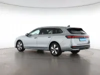 Gebraucht VW Passat Business 150 PS (110 kW) 2025 Oyster silver Kombi
