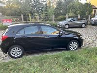 Gebraucht Mercedes A180 122 PS (89 kW) 2014 Schwarz Limousine