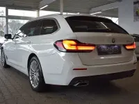 Gebraucht BMW 530e Sport Line 184 PS (135 kW) 2023 Alpinweiss iii Kombi
