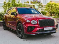 Gebraucht Bentley Bentayga 340 PS (250 kW) 2023 Rot SUV