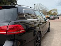 Gebraucht VW Passat 140 PS (102 kW) 2013 Schwarz Limousine