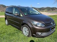 Gebraucht VW Touran Highline 140 PS (102 kW) 2011 Braun Van / Kleinbus