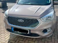 Gebraucht Ford Kuga Vignale 182 PS (133 kW) 2018 Beige SUV