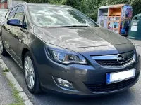 Gebraucht Opel Astra Sport 179 PS (131 kW) 2011 Grau Kombi