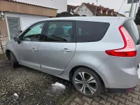 Gebraucht Renault Grand Scénic Dynamique 106 PS (77 kW) 2011 Silber Van / Kleinbus
