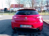 Gebraucht Alfa Romeo Giulietta 170 PS (125 kW) 2011 Rot Kleinwagen