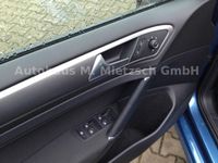 Gebraucht VW Golf VII Comfortline 110 PS (80 kW) 2014 Blau metallic Kombi
