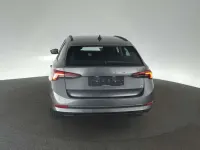 Gebraucht Skoda Octavia Ambition 204 PS (150 kW) 2022 Grau Kombi