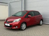 Gebraucht Toyota Yaris Edition 99 PS (72 kW) 2013 Rot Kleinwagen