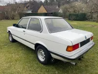 Gebraucht BMW 320 122 PS (89 kW) 1980 Weiß Coupé